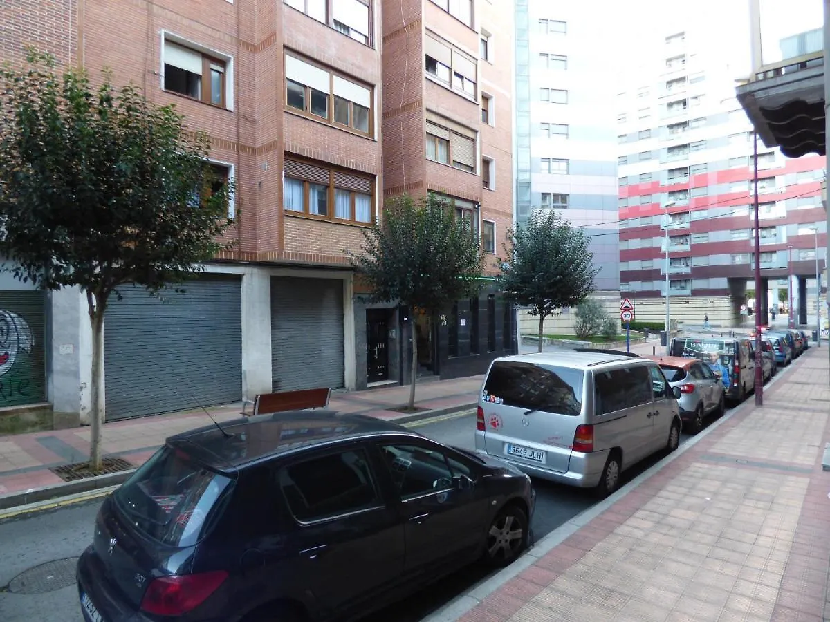 Guggenheim A 15 Minutos. Bec A 5 Minutos Apartment Barakaldo
